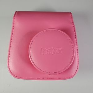 Instax Mini 9 also fits Mini 8 Pink Groovy Case Note: Straps are missing